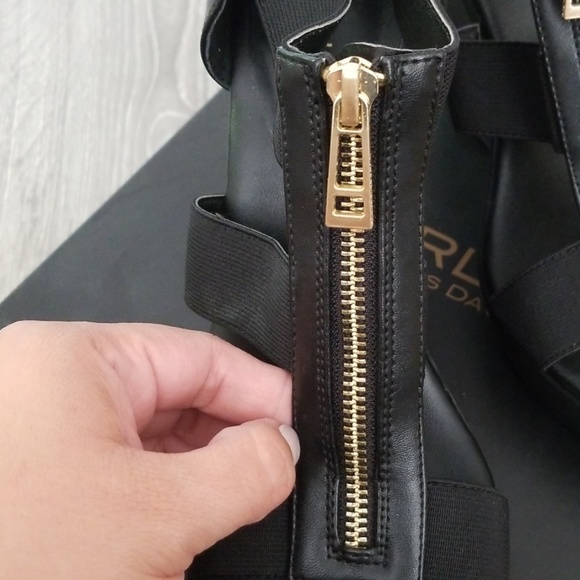 Charles by Charles David wedges - Picture 2 of 4